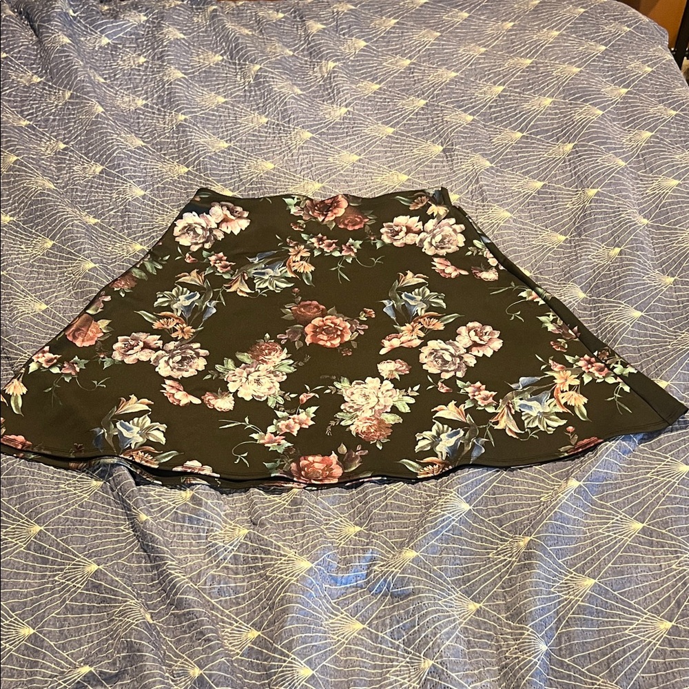 Floral A-Line Skirt in black